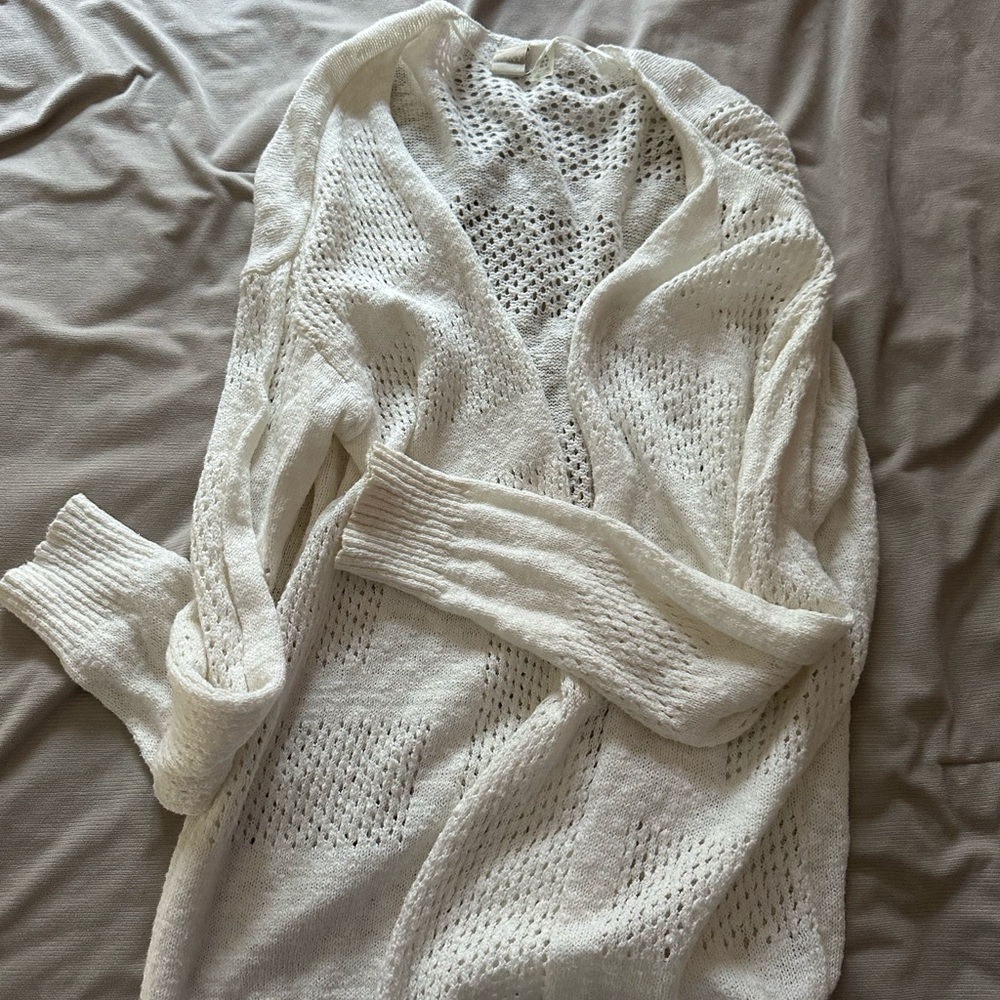 Elegant White Women's Sweater